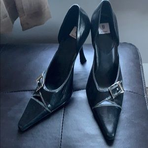 Lightly worn bakers pumps